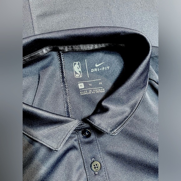 Nike Women’s Dri-Fit NBA Philadelphia 76ers Polo in Navy Size XL - Picture 4 of 4